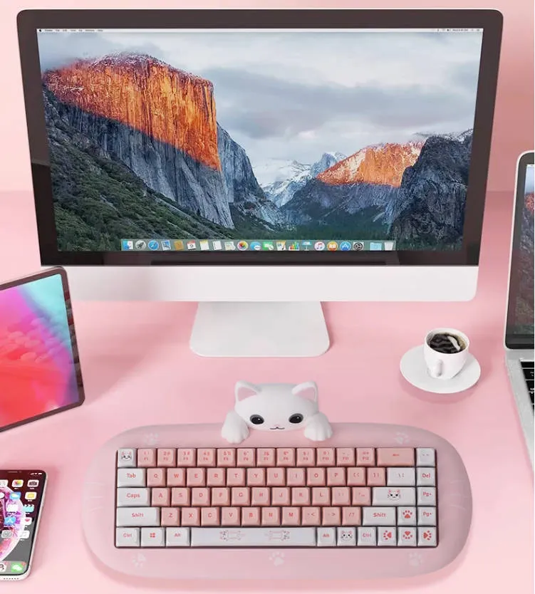 Kawaii Cat-Shaped Pink Wireless Bluetooth Mechanical Keyboard