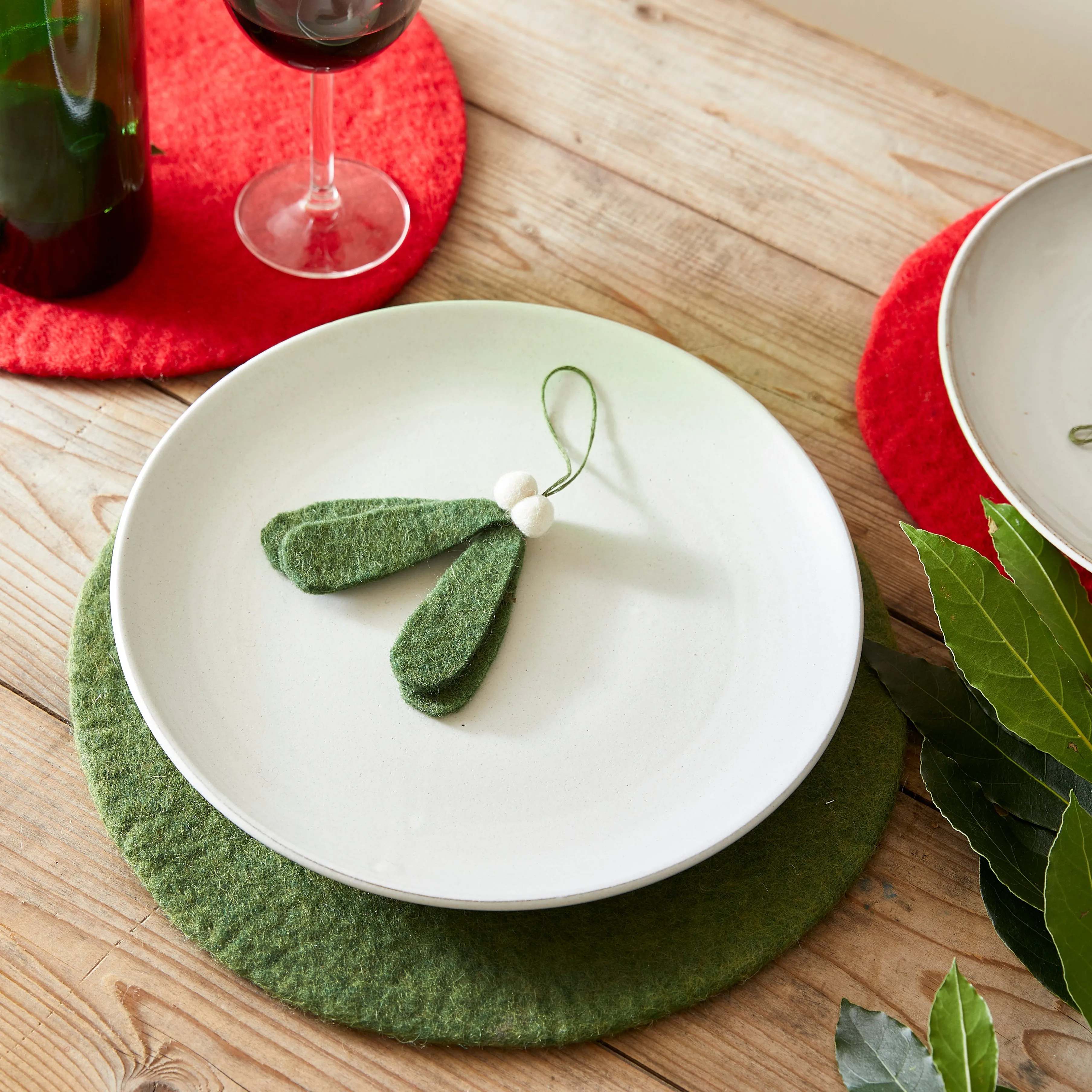 LISSO Felt Mistletoe Hanging Decoration Pack 5 (WS)