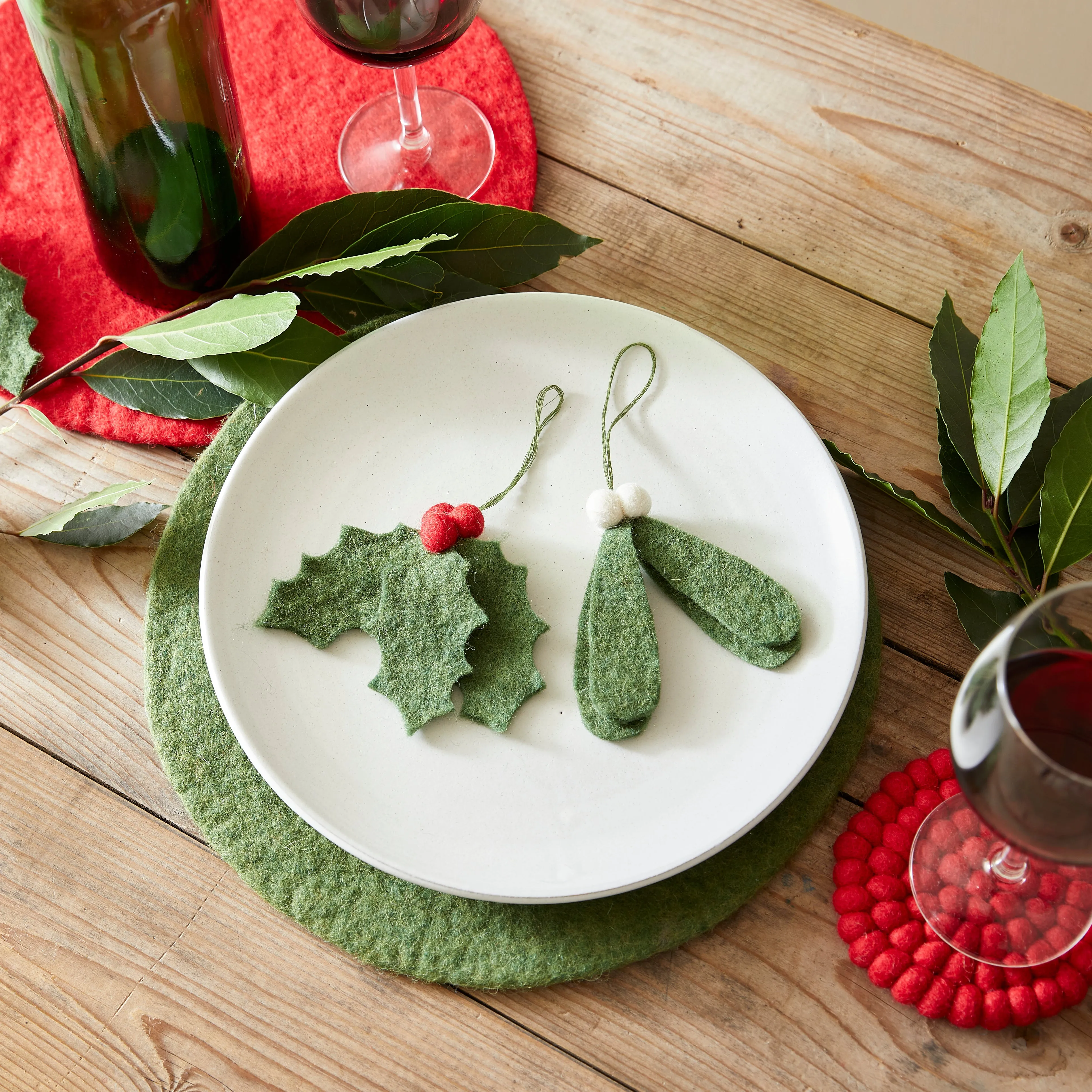LISSO Felt Mistletoe Hanging Decoration Pack 5 (WS)