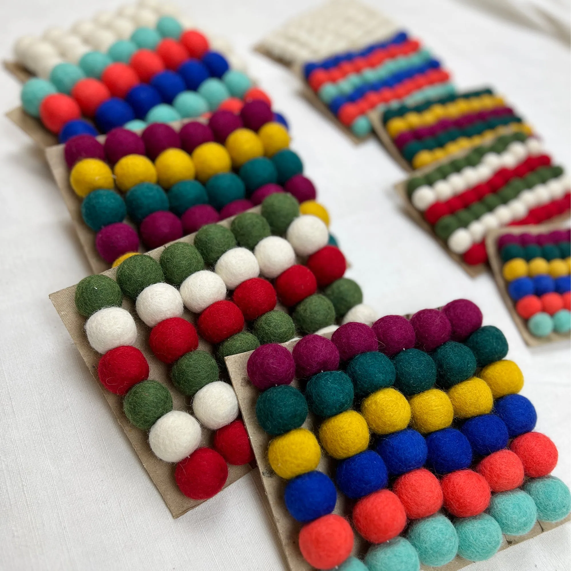 TARULATA Boho Felt Ball Pompom Garland 200cm Pack 5 (WS)