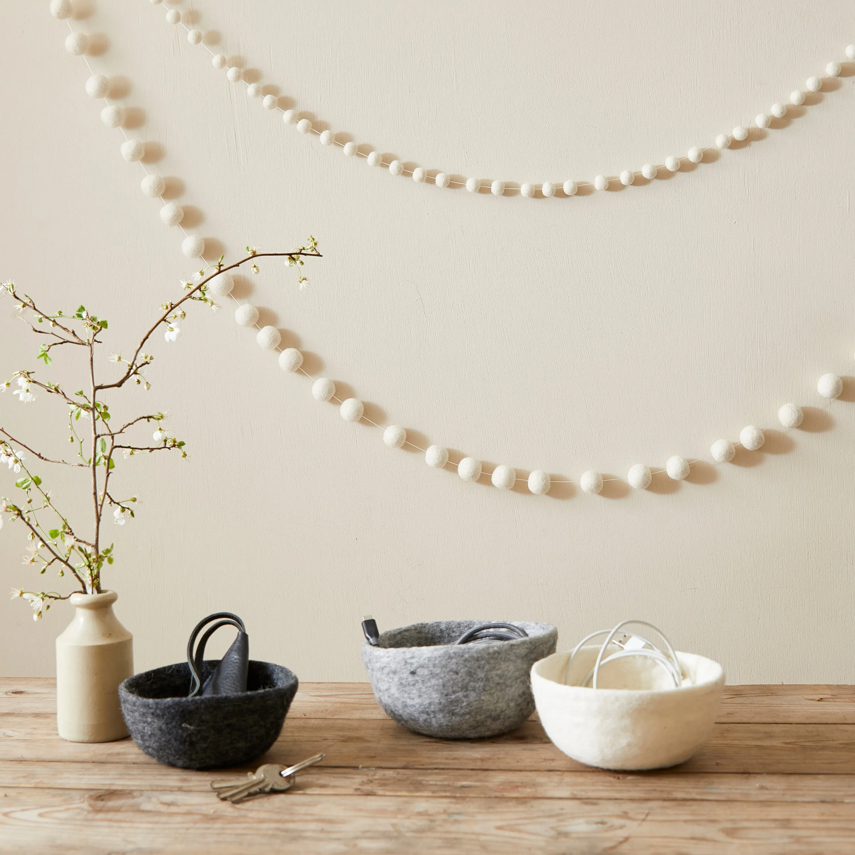 TARULATA Boho Felt Ball Pompom Garland 200cm Pack 5 (WS)