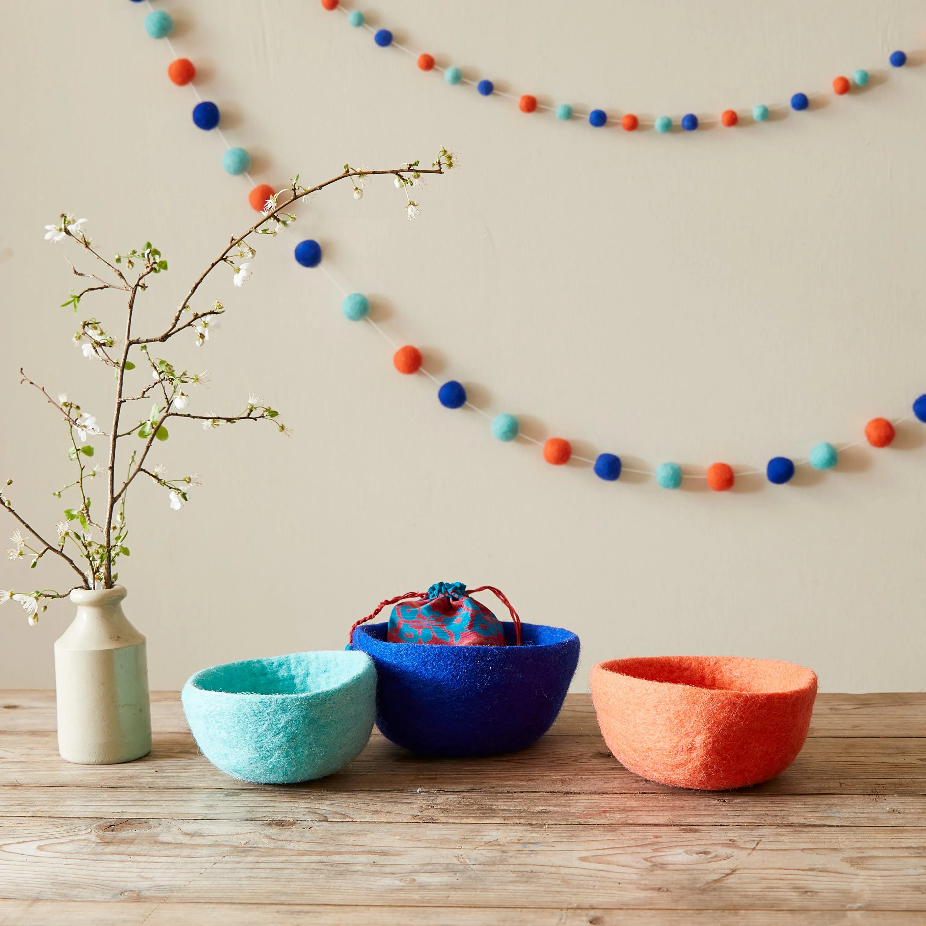 TARULATA Boho Felt Ball Pompom Garland 200cm Pack 5 (WS)